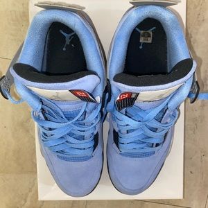 Jordan 4 university blue (b grade)